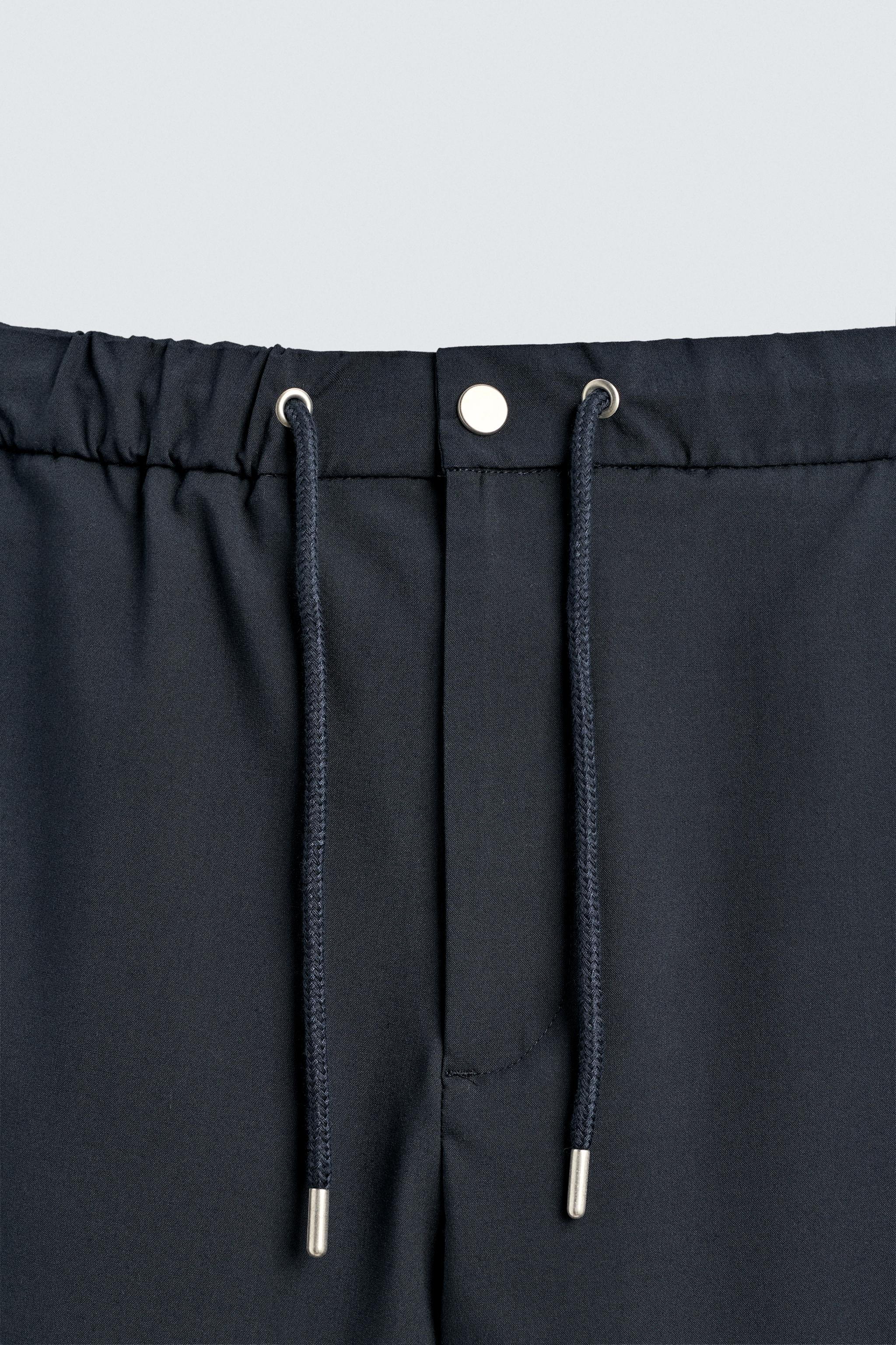 SHORT TECHNIQUE RELAXED FIT